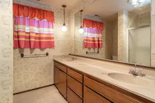 1834 NW Finch Ct, Roseburg, OR 97471 - Photo 27