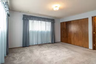 1834 NW Finch Ct, Roseburg, OR 97471 - Photo 17