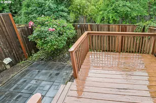 12920 SW Cherry Blossom Ct, Beaverton, OR 97008 - Photo 35