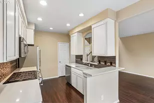 12920 SW Cherry Blossom Ct, Beaverton, OR 97008 - Photo 13