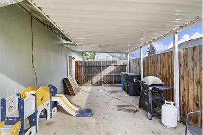 1360 Andersen Ln, Eugene, OR 97404 - Photo 31