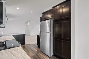 435 Spruce St, Yoncalla, OR 97499 - Photo 15