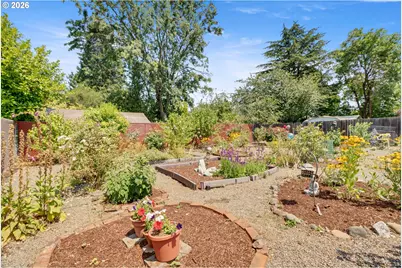 12325 NE Oregon St, Portland, OR 97230 - Photo 31