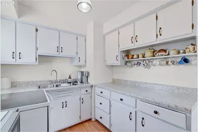 12325 NE Oregon St, Portland, OR 97230 - Photo 13
