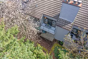 4000 Carman Dr, Lake Oswego, OR 97035 - Photo 39