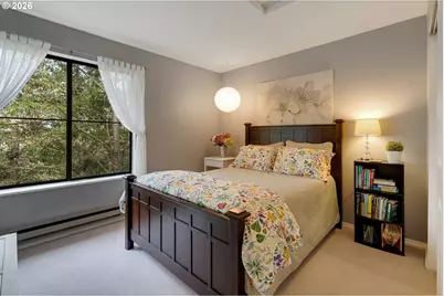 4000 Carman Dr #106, Lake Oswego, OR 97035 - Photo 15