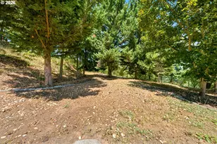 1275 Arcadia Dr, Roseburg, OR 97471 - Photo 29