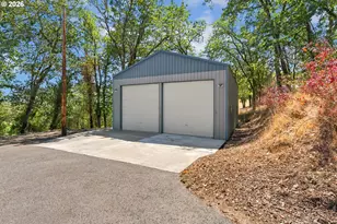 1275 Arcadia Dr, Roseburg, OR 97471 - Photo 33