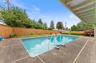 3825 SE 166th Ct, Portland, OR 97236 - Photo 33