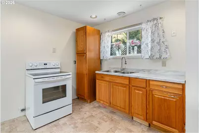 5669 Highway 30W, The Dalles, OR 97058 - Photo 19
