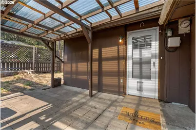 5669 Highway 30W, The Dalles, OR 97058 - Photo 3