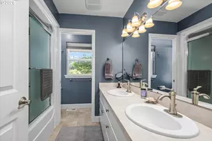 27067 Pickens Rd, Eugene, OR 97402 - Photo 25