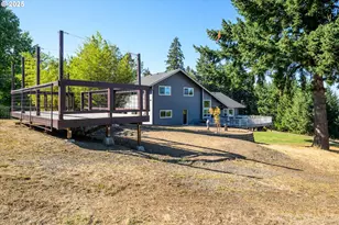 27067 Pickens Rd, Eugene, OR 97402 - Photo 33