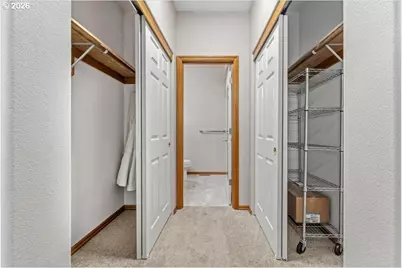 1545 NE 132nd Ave, Portland, OR 97230 - Photo 23
