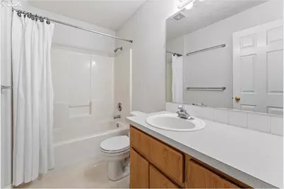 1545 NE 132nd Ave, Portland, OR 97230 - Photo 35