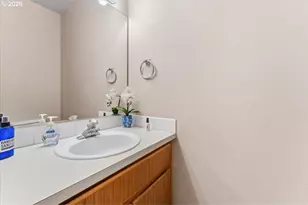 1545 NE 132nd Ave, Portland, OR 97230 - Photo 15