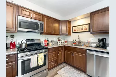2385 NE Juniper Ave, Gresham, OR 97030 - Photo 11