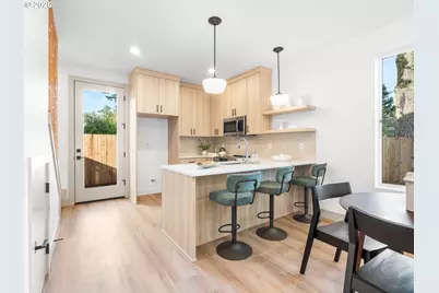 1245 SW Hume Ct, Portland, OR 97219 - Photo 23