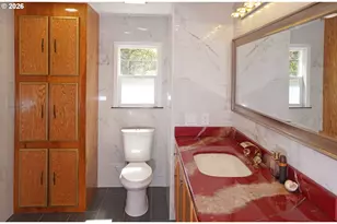 2210 N Broughton Dr, Portland, OR 97217 - Photo 15