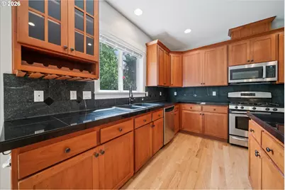 4434 SW Arnold St, Portland, OR 97219 - Photo 11