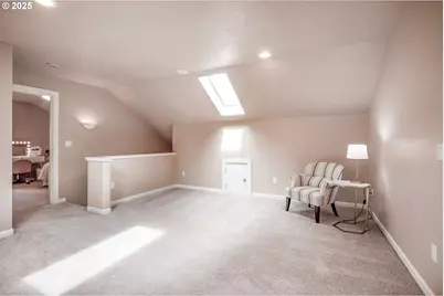 296 S 68th Ct, Springfield, OR 97478 - Photo 19