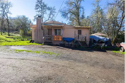 1176 Whistlers Ln, Roseburg, OR 97470 - Photo 1