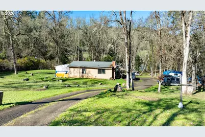 1176 Whistlers Ln, Roseburg, OR 97470 - Photo 37