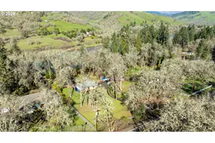 1176 Whistlers Ln, Roseburg, OR 97470 - Photo 33