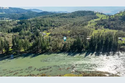 1176 Whistlers Ln, Roseburg, OR 97470 - Photo 3