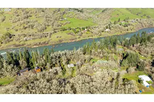 1176 Whistlers Ln, Roseburg, OR 97470 - Photo 23