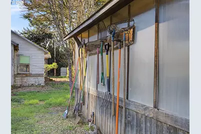 42970 SE Music Camp Rd, Sandy, OR 97055 - Photo 11