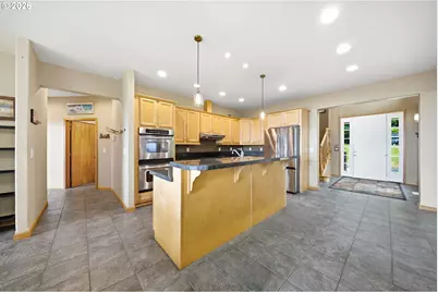 966 Lookout Rd, Castle Rock, WA 98611 - Photo 3