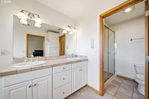 966 Lookout Rd, Castle Rock, WA 98611 - Photo 17