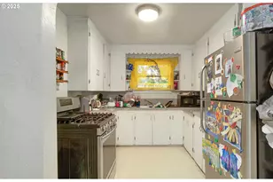 1951 Austin Rd, Roseburg, OR 97471 - Photo 5