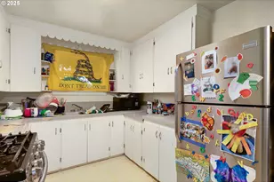 1951 Austin Rd, Roseburg, OR 97471 - Photo 7