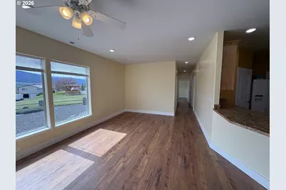 306 Wagner St, Enterprise, OR 97828 - Photo 11