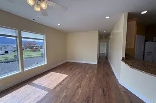 306 Wagner St, Enterprise, OR 97828 - Photo 11