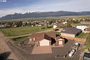 306 Wagner St, Enterprise, OR 97828 - Photo 3