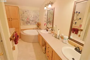 44688 Hwy 242, Myrtle Point, OR 97458 - Photo 27