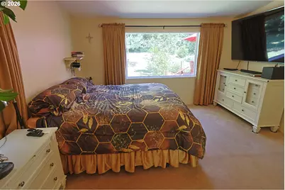44688 Highway 242, Myrtle Point, OR 97458 - Photo 25