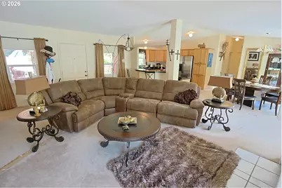 44688 Highway 242, Myrtle Point, OR 97458 - Photo 13