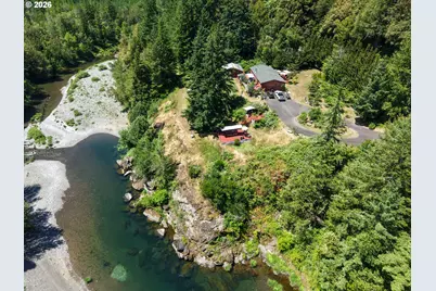 44688 Highway 242, Myrtle Point, OR 97458 - Photo 5