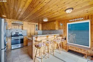 3215 NW Inlet Ave, Lincoln City, OR 97367 - Photo 9