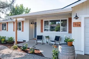 1874 S Cedarcrest Dr, Salem, OR 97306 - Photo 3