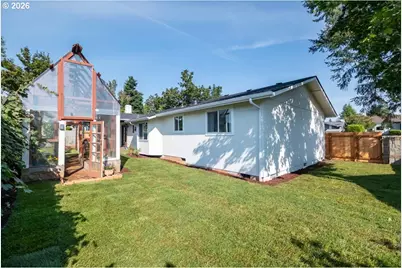 1874 S Cedarcrest Dr, Salem, OR 97306 - Photo 39