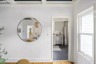 1235 SE Reynolds St, Portland, OR 97202 - Photo 11