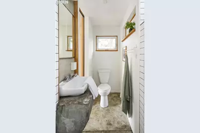 1235 SE Reynolds St, Portland, OR 97202 - Photo 35