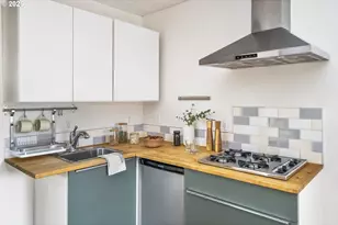 1235 SE Reynolds St, Portland, OR 97202 - Photo 33