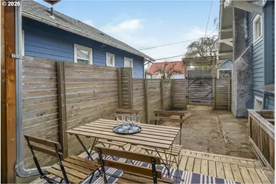 1235 SE Reynolds St, Portland, OR 97202 - Photo 37