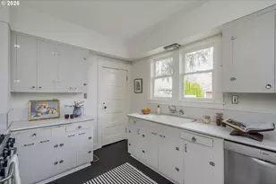 1235 SE Reynolds St, Portland, OR 97202 - Photo 15